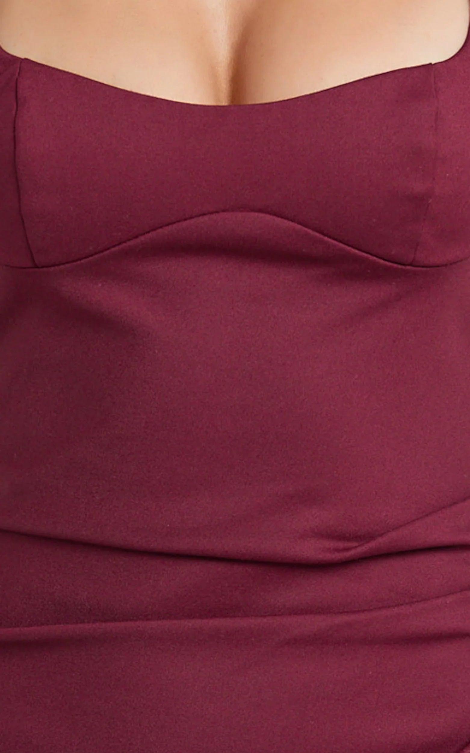 Benita Midi Dress - Scoop Neck Ruched Fitted Dress in Wine